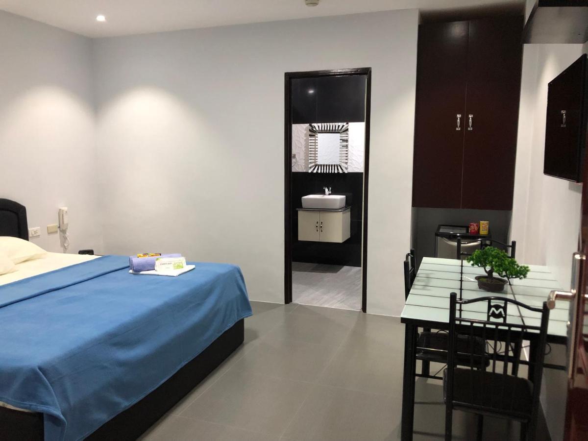 Out Back Hotel Olongapo Ngoại thất bức ảnh